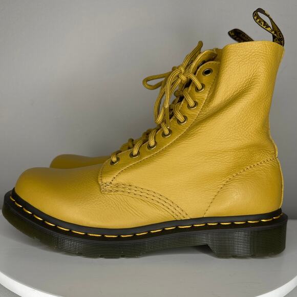 NIB Women's Dr. Martens Women's Pascal 1460 Mustard Combat Boot W8 - Picture 3 of 10